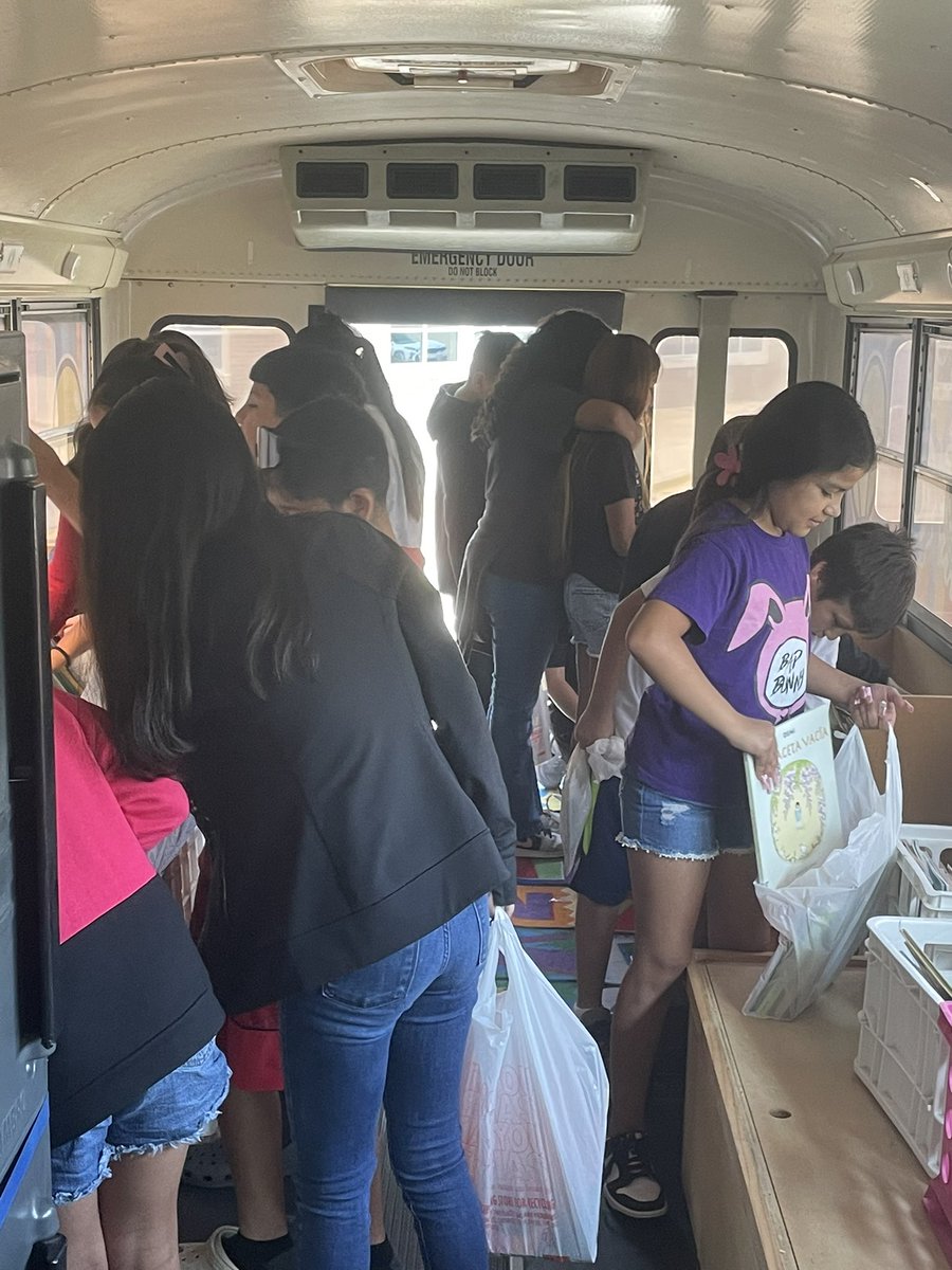 Castleberry ISD Libraries tweet media