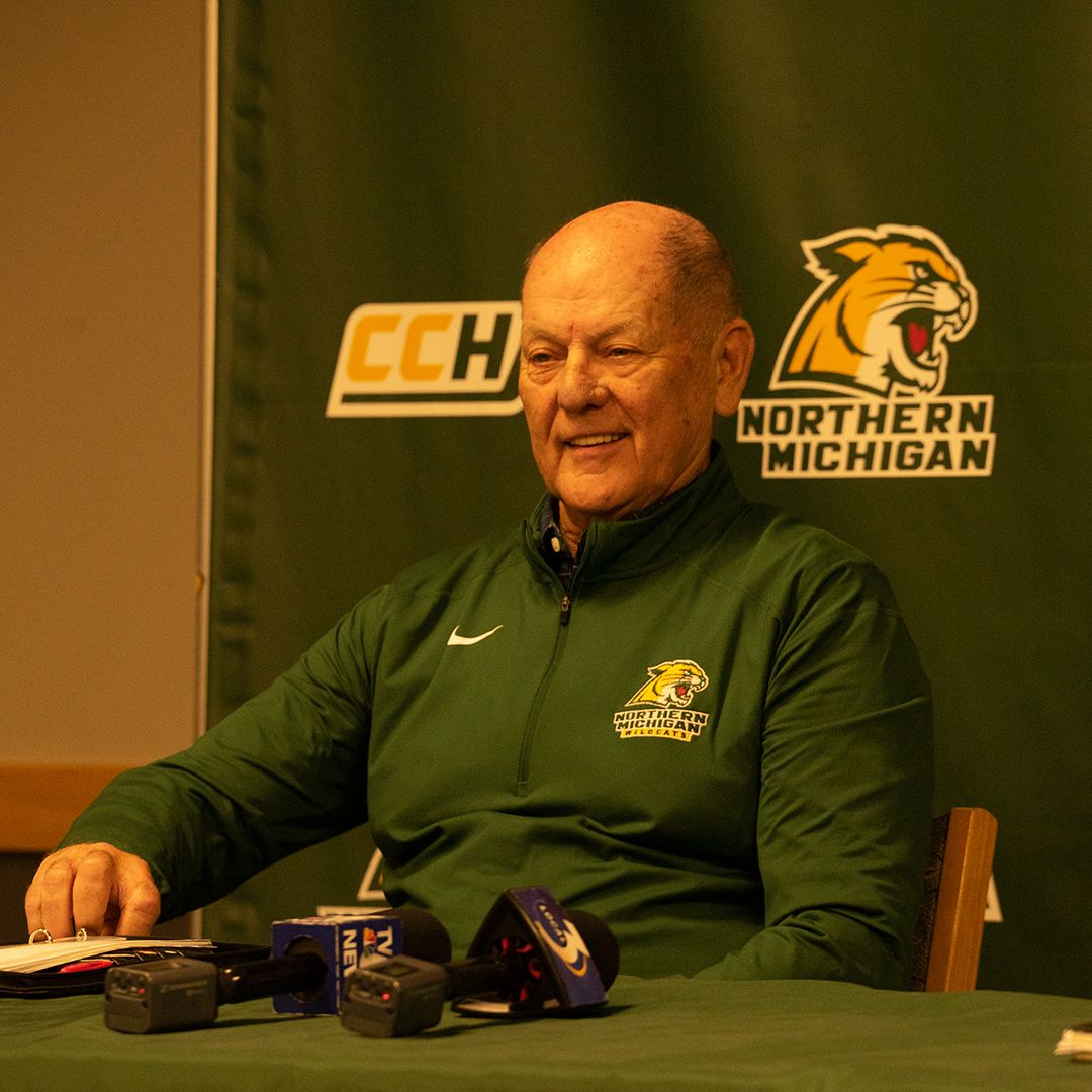 Northern Michigan Hockey tweet media