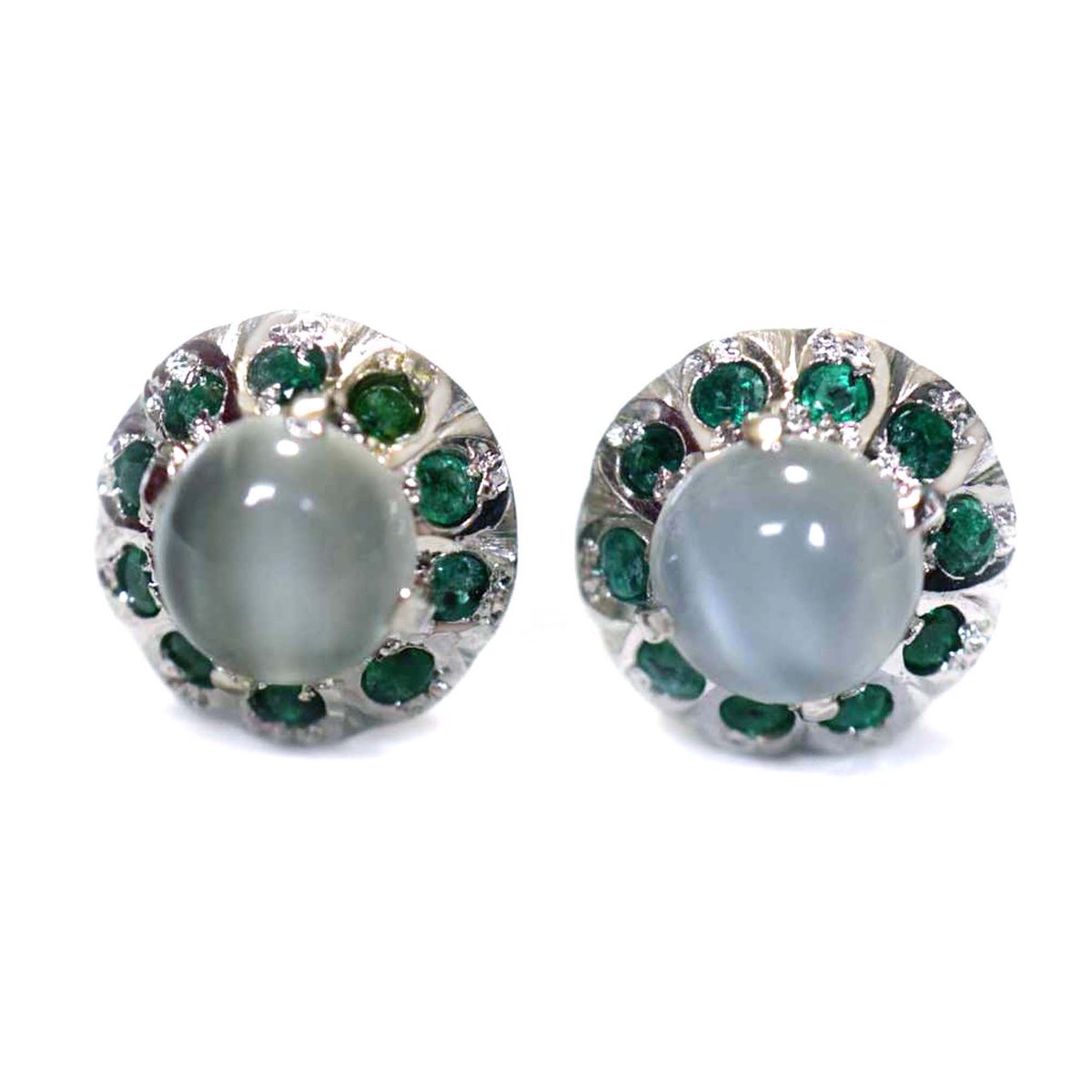 SoChicFinds's tweet photo. https://t.co/SPSXDp1w5C
Moonstone and Tsavorite Garnet Silver Stud Earrings #MoonstoneEarrings  #TsavoriteEarrings #GreenGarnet #GarnetEarrings  #StudEarrings #925SilverEarrings https://t.co/JFwERMg15L