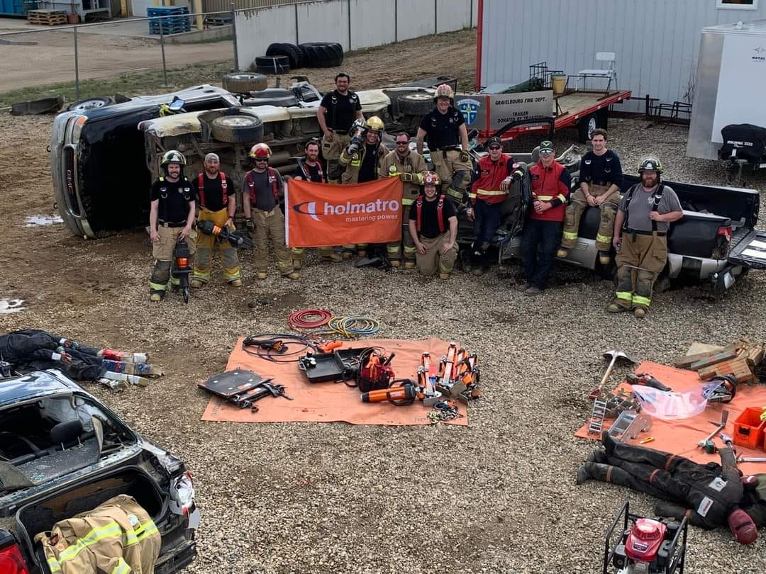 Seahawk_Service's tweet image. A busy TREX month for the Gravelbourg Fire Department They had Sea Hawk do their Level 2 training and 1 week later received their TREX tools.

They have been a @HolmatroRescue  Customer for a number of years and are very excited to join the #Pentheon revolution.