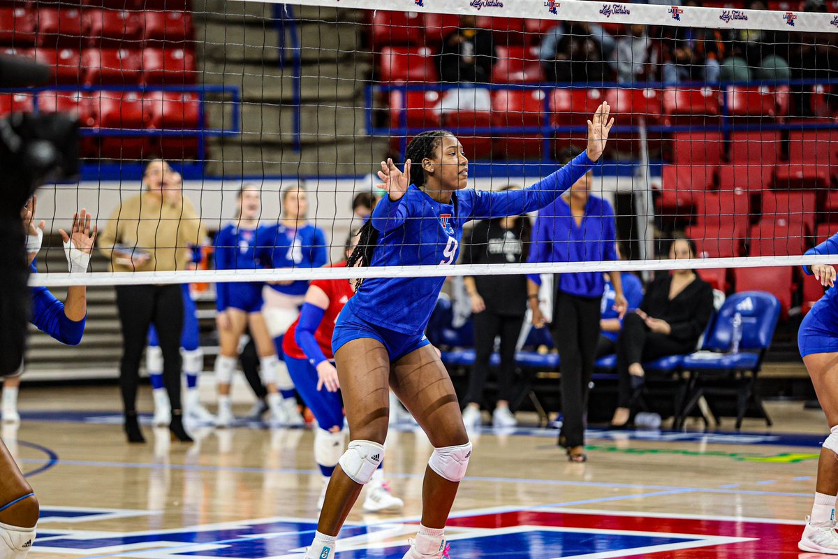 LA Tech Volleyball 🐶🏐 tweet media