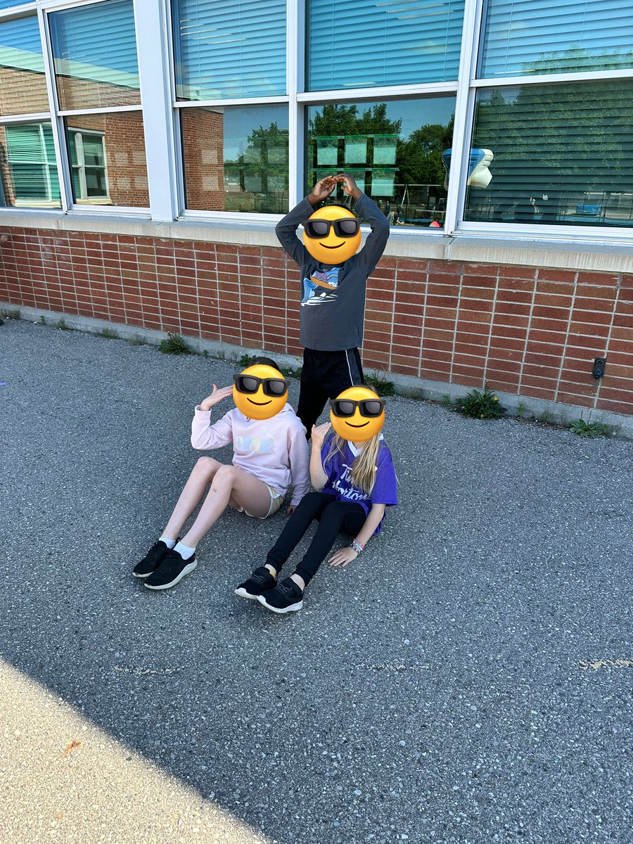 Megan Redick tweet media