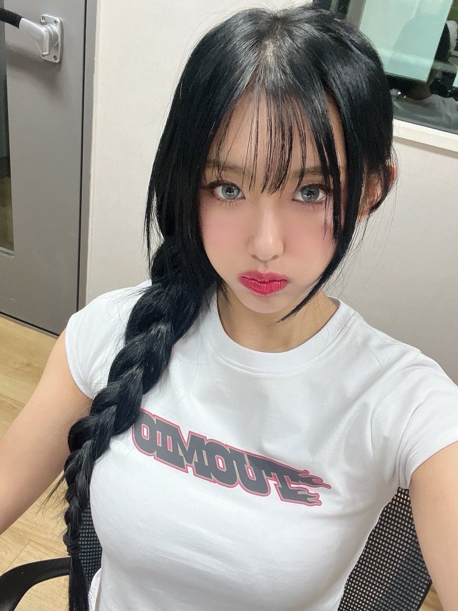 ⃰ᅠ아샤 tweet media