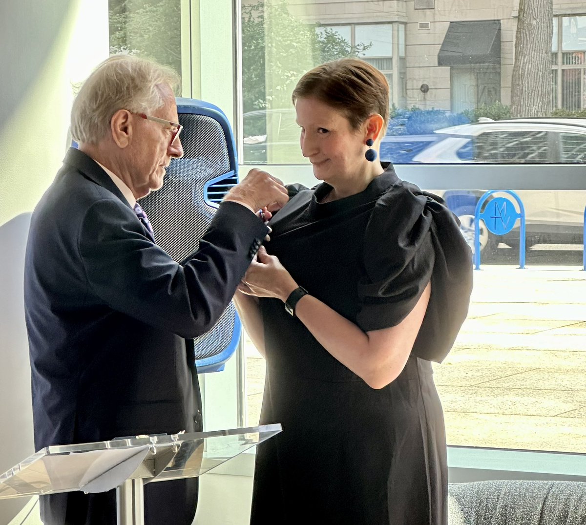 SWEambUSA's tweet image. Congratulations 🎉 to my friend and @NDIparties Director @birgittaohlsson for receiving the Hans van Baalen Medal of Liberalism, its highest political honor, from the bureau of @liberalinternat. It was a great pleasure to attend the ceremony @NDI yesterday.