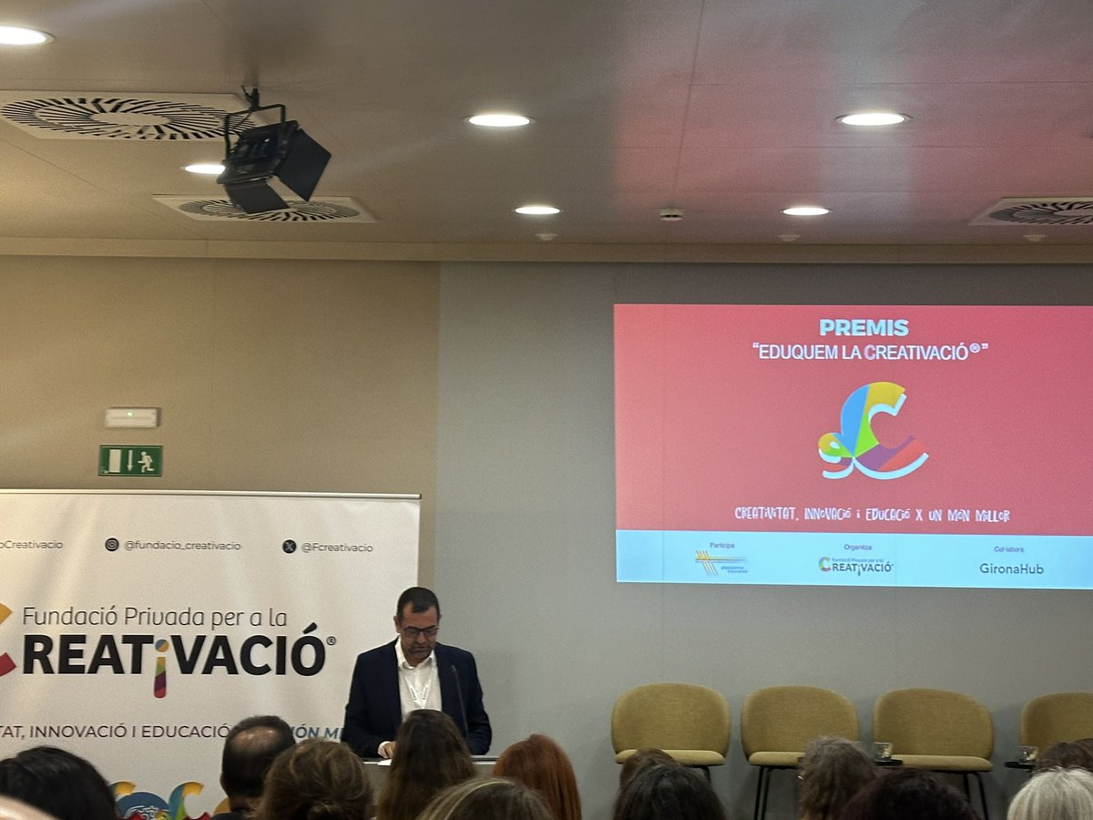 Xavier Aldeguer (@xevialdemed) on Twitter photo Avui al <a href="/girona_hub/">GironaHub</a>, en l’entrega de Premis de la <a href="/Fcreativacio/">Fundació per la Creativació</a> a projectes educatius innovadors. La tasca de promoció de la renovació en mètodes d’estimulació de la creativitat entre els nostres joves que fa la Fundació és absolutament necessària i adequada als nostres temps. Avui al <a href="/girona_hub/">GironaHub</a>, en l’entrega de Premis de la <a href="/Fcreativacio/">Fundació per la Creativació</a> a projectes educatius innovadors. La tasca de promoció de la renovació en mètodes d’estimulació de la creativitat entre els nostres joves que fa la Fundació és absolutament necessària i adequada als nostres temps.