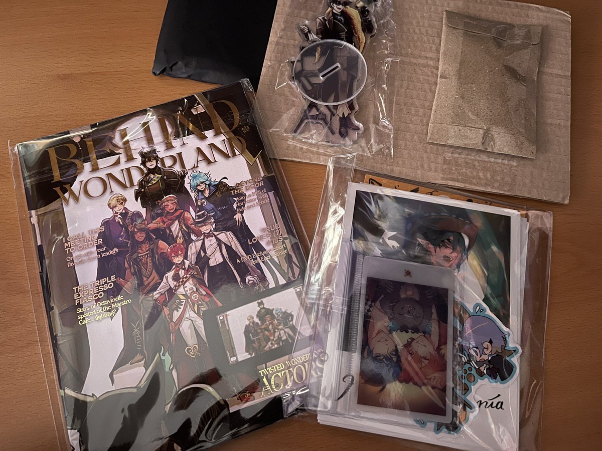 my package finally arrived !! i can’t wait to look through everything >< thank you to all the amazing artists and the team behind <a href="/twstactorszine/">Behind Wonderland @ LEFTOVER SALES!</a> for organizing and creating everything 💚!!