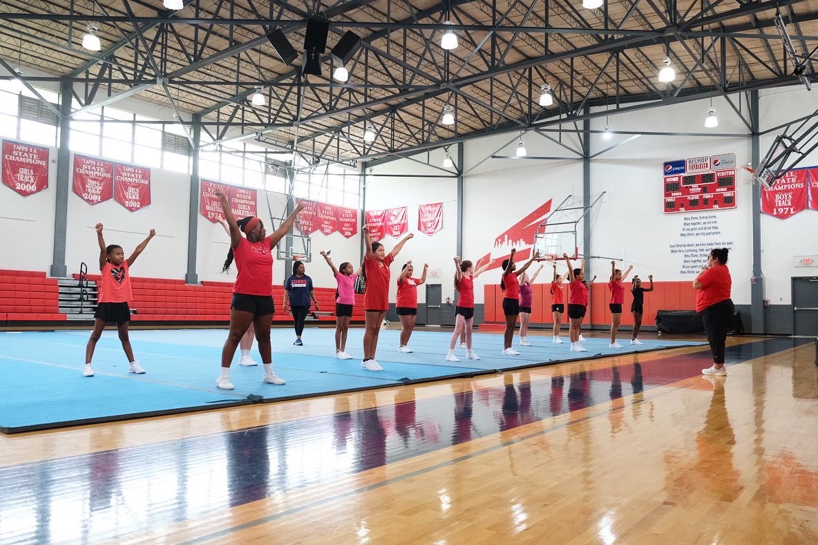 BishopDunne's tweet photo. Summer views at Bishop Dunne includes Falcon cheer perfecting their craft! #falconpride #bishopdunne #falconcheer https://t.co/BZZhhEmLj5