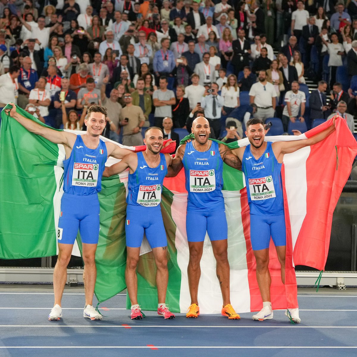 RaiSport's tweet photo. 🏃♂️ #Roma2024 #Atletica
CAMPIONI D’EUROPA!!!! 🥇🥇🥇🥇
La staffetta 4x100 azzurra - Matteo #Melluzzo, Marcell #Jacobs, Lorenzo #Patta e Filippo #Tortu - ha vinto la medaglia d'oro davanti a Olanda e Germania col tempo 37”82
Jacobs-Tortu, due fulmini, Melluzzo e Patta da sogno https://t.co/gVS9S7Ow3d