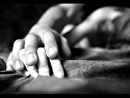 Poetragedy1's tweet photo. Deja https://t.co/FR9syjPHiI

#Poema #Poesía 
@LibroDePoemas https://t.co/Z2izT27xdI