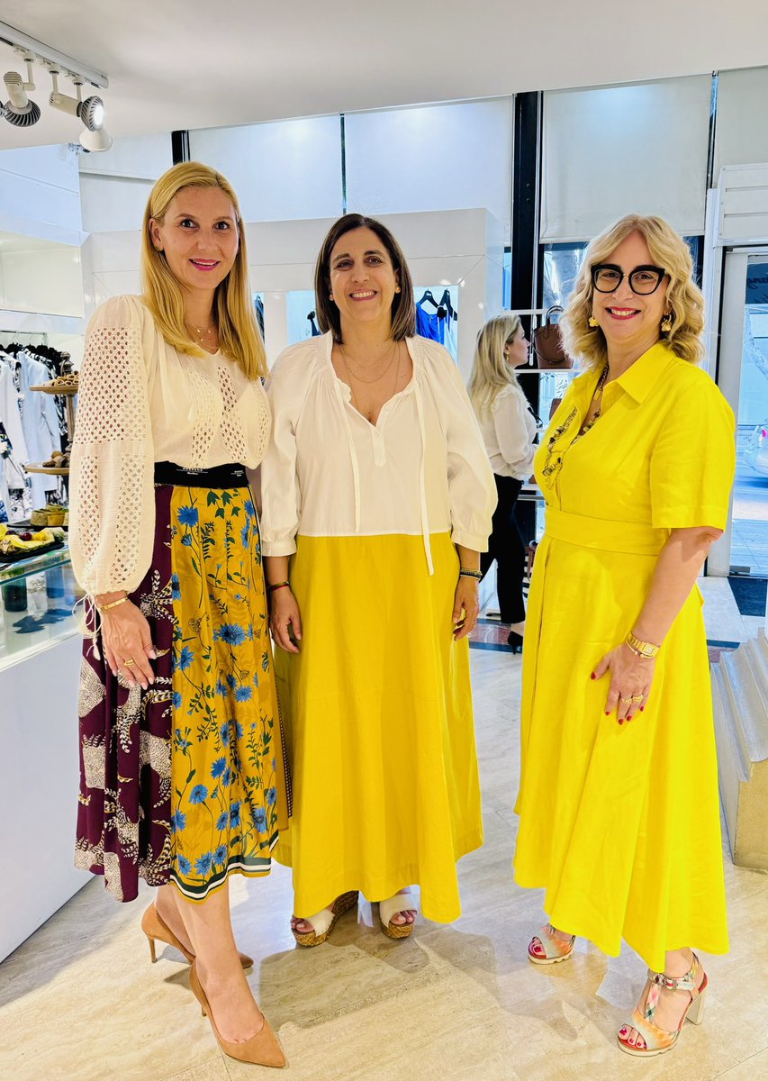 OcheaLavinia's tweet photo. Honored to host together with dear @verlys the Deputy Minister to the 🇨🇾President @PikiIrene &amp;1️⃣5️⃣💪🏻women at our 7️⃣ edition on “Women in #Diplomacy, Politics&amp;Business”. 
Together we're empowering women to lead and drive change across all sectors! #WomenInLeadership #Empowerment https://t.co/0dbjGsBb5R