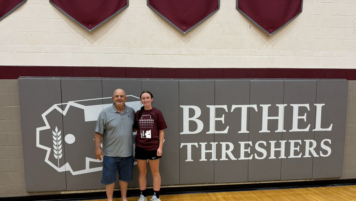 EmersynEischen's tweet photo. I had an amazing time at Bethel College visiting and getting to workout with Coach Rocky Lamar and Coach David Bertholf. I’m honored to have recieved an offer to play basketball for @ThresherWBB 

@TeamTraeYoung1 @CowetaBball @CoachJThompson0 @Coach_Mathurin @Torealfordd https://t.co/CP6efoUItY