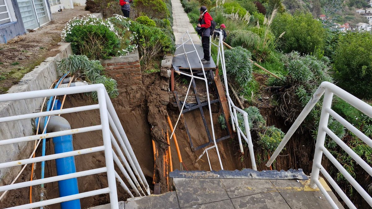 ¿Podemos evitar nuevas emergencias habitacionales antes de que ocurra una tragedia? Cristian Araya-Cornejo, académico de <a href="/GeografiaUAH/">Geografía UAH</a>, advierte: “Desastres como los socavones en Reñaca no solo pueden prevenirse, sino también evitarse”.
Conoce su análisis: eldiarioinmobiliario.cl/sin-categoria/…