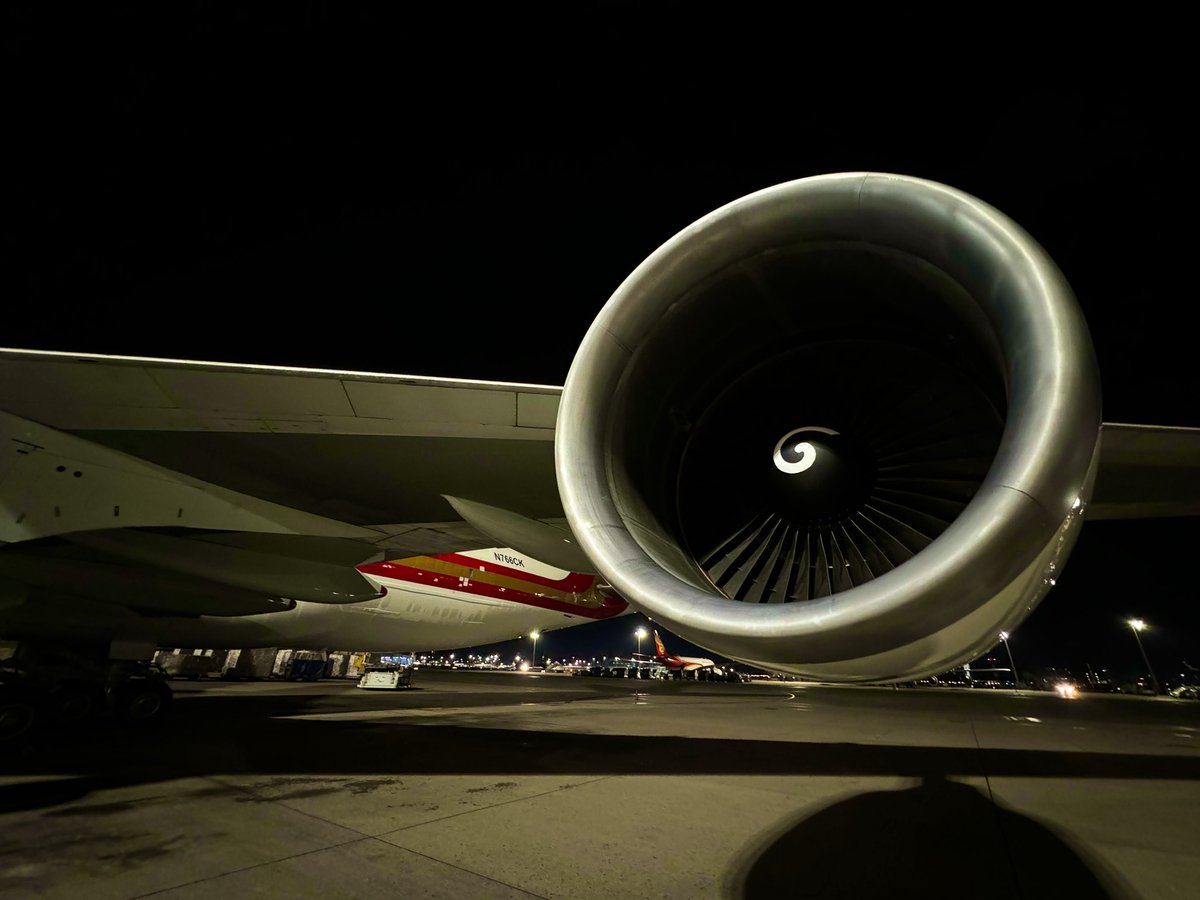 CaptFZ's tweet photo. One day we’ll get a jet named after me!
.
.
.
#B747✈️❤️
#Operators
#AirFranz
#AVVC
#Heavies 
#AirlinePilots 
#TheFlyingVC 
#Airbus2Boeing
#QuadClubAviators⚡️🇺🇸 https://t.co/EsxQovPfwT