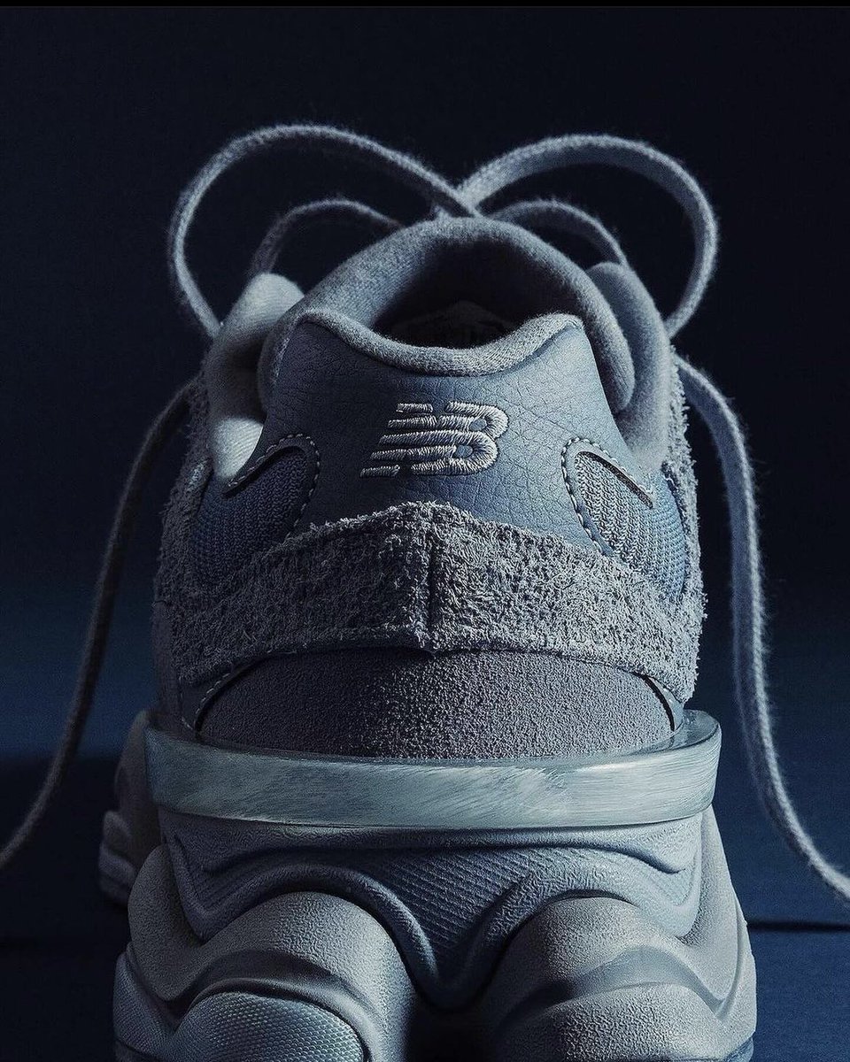 tenislinks's tweet photo. 🐺 New Balance 9060 “Wolf Grey”. https://t.co/BLMadNtxiU