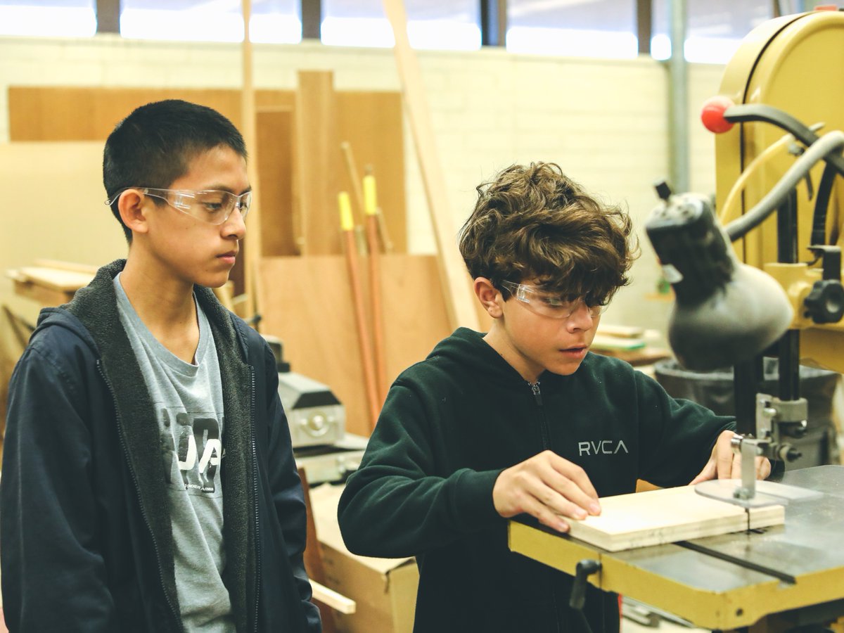 NorthOCROP's tweet image. Students in the Residential and Commercial Construction Pathway gain essential skills through practical, hands-on experience in the construction industry.

#NOCROP #ROP #CTE #CareerTechEd #Construction #ConstructionCareers 
@BreaJuniorHigh @BreaOlindaUSD