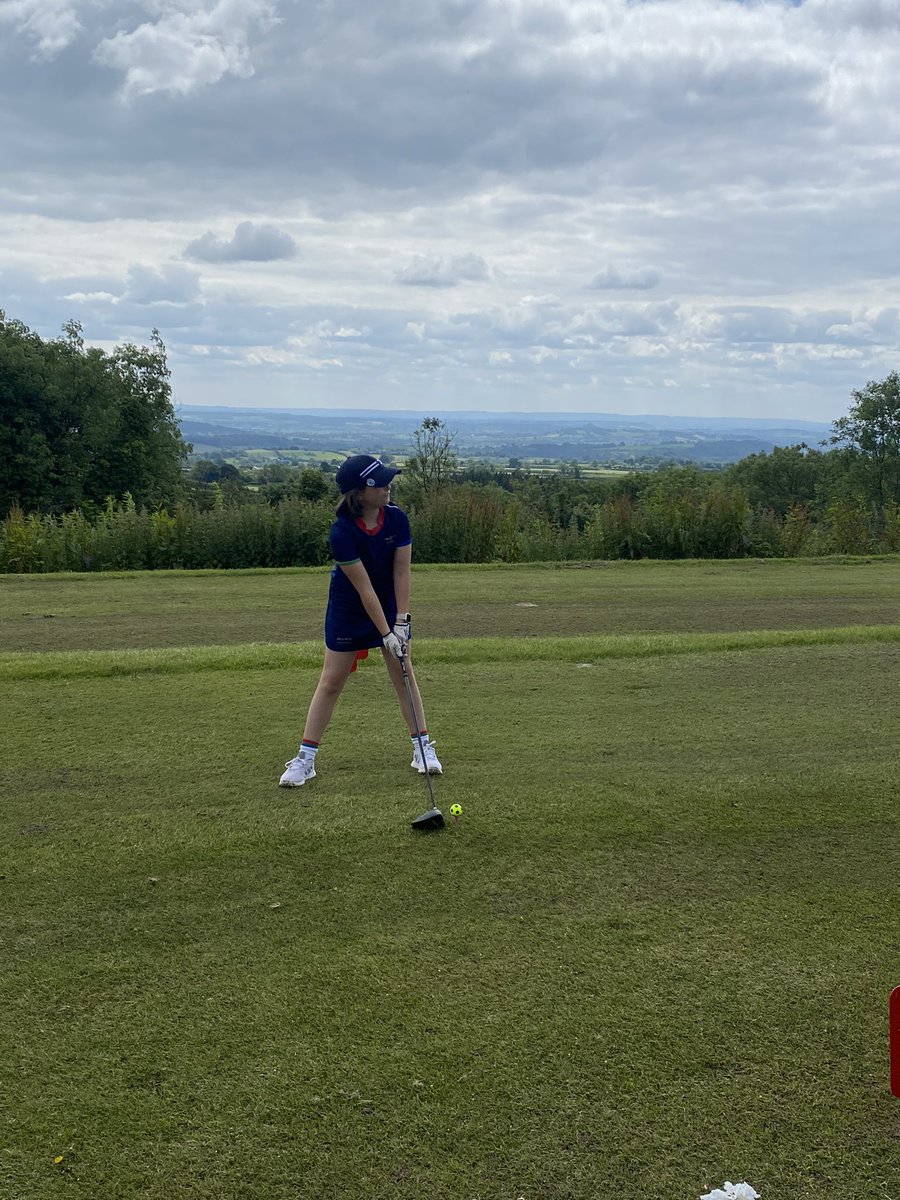 IanVibertgolf's tweet image. Great golf by the @MillfieldPrep golfers @TheMendipGolf today for a 9 hole competition. Tate wins the gross with Matilda winning the nett competition @MPS_Sport ⛳️