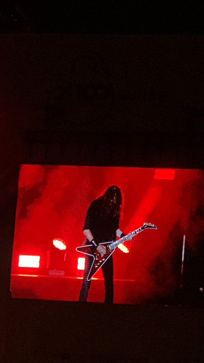 bsarioz's tweet photo. GOAT 🤘🎸 #megadeth https://t.co/B6DjPdjpLo