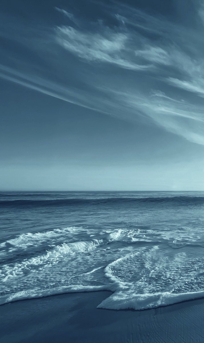 deoluphotograph's tweet image. Let me reintroduce myself here. My name is Deolu and I have been a nature and landscape photographer for over a decade now. Follow this thread as I take you through my journey as a photographer. All photos are for sale deoluphotos.picfair.com