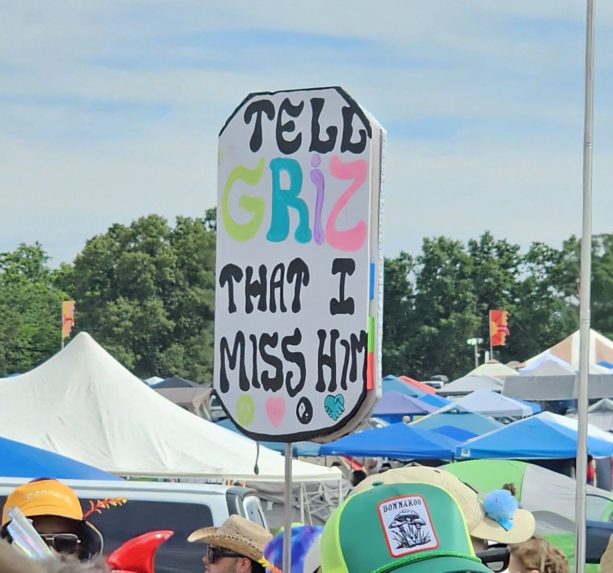 Hey <a href="/Griz/">GRiZ 🌈</a> WE MISS YOU AT <a href="/Bonnaroo/">Bonnaroo</a> ❤️❤️#bonnaroo #griz #musicfestival #pleasecomeback