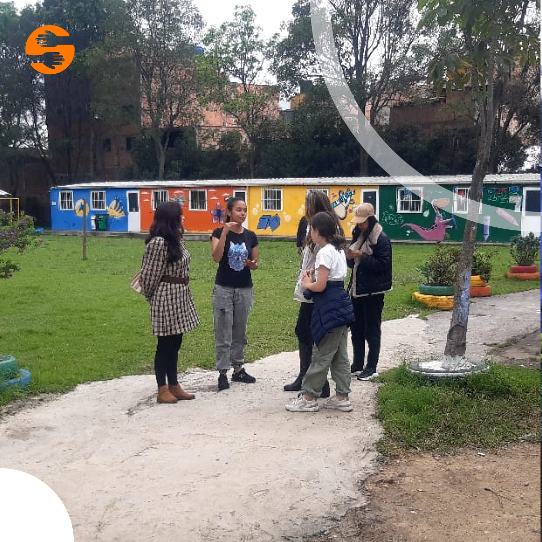 SolidaridadxCol's tweet image. Somos parte de #MisiónNutriciónBogotá
Este programa nos permitirá seguir garantizando entre el 75% y el 100% de la alimentación diaria de los niños en nuestro CDI de #Corabastos. Nuestra misión es brindarles una nutrición óptima y asegurarles su bienestar y crecimiento saludable.