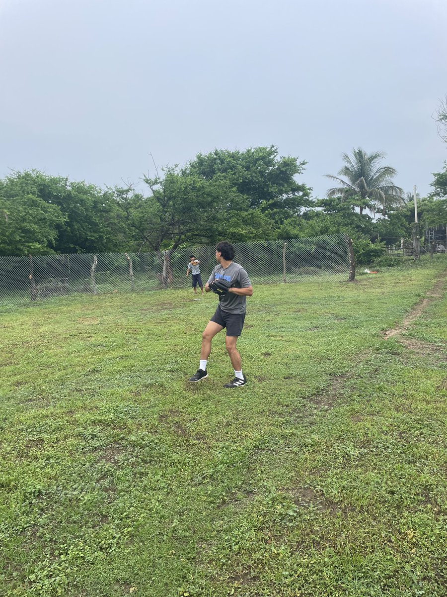 Roberto Perez tweet media