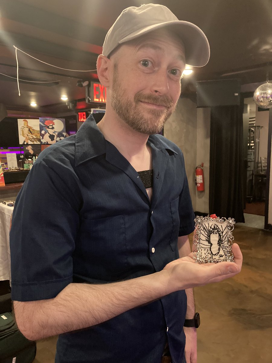 r3stingd1ckface's tweet photo. Some #restingdickface pieces finding new homes from @dandylandart event. #nude #embroidery #gayart #needlepointporn #walletholster #leather #hankeycodeplaid https://t.co/yLq3eIXdcF