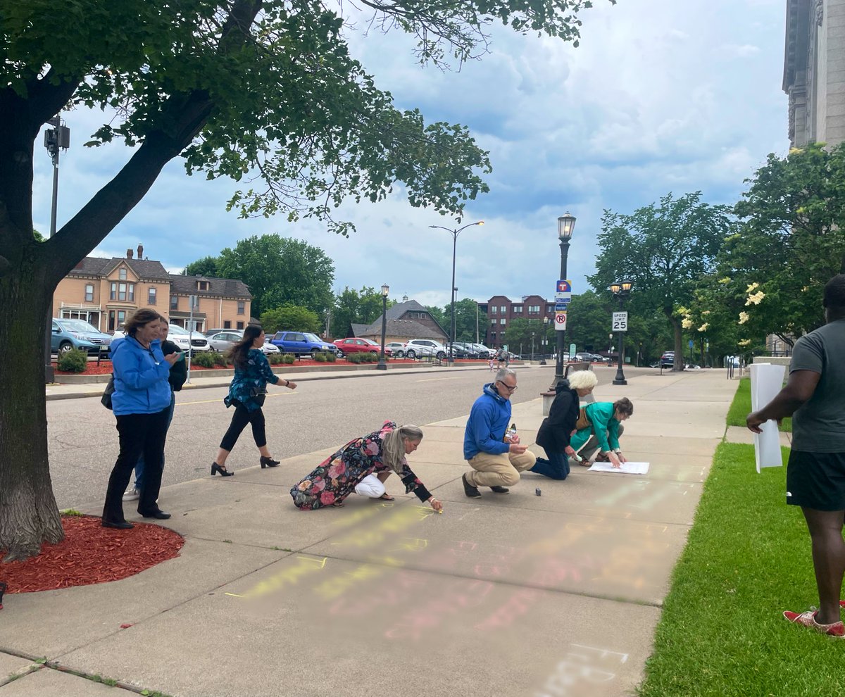 The Survivors Network of those Abused by Priests, <a href="/SNAPNetwork/">SNAP Survivors Network of those Abused by Priests</a>, is urging the Archdiocese of Saint Paul &amp; Minneapolis to add 5 names to its public list of predators. Now internal investigators are reviewing clergy records. More on <a href="/kare11/">KARE 11</a> tonight at 6.