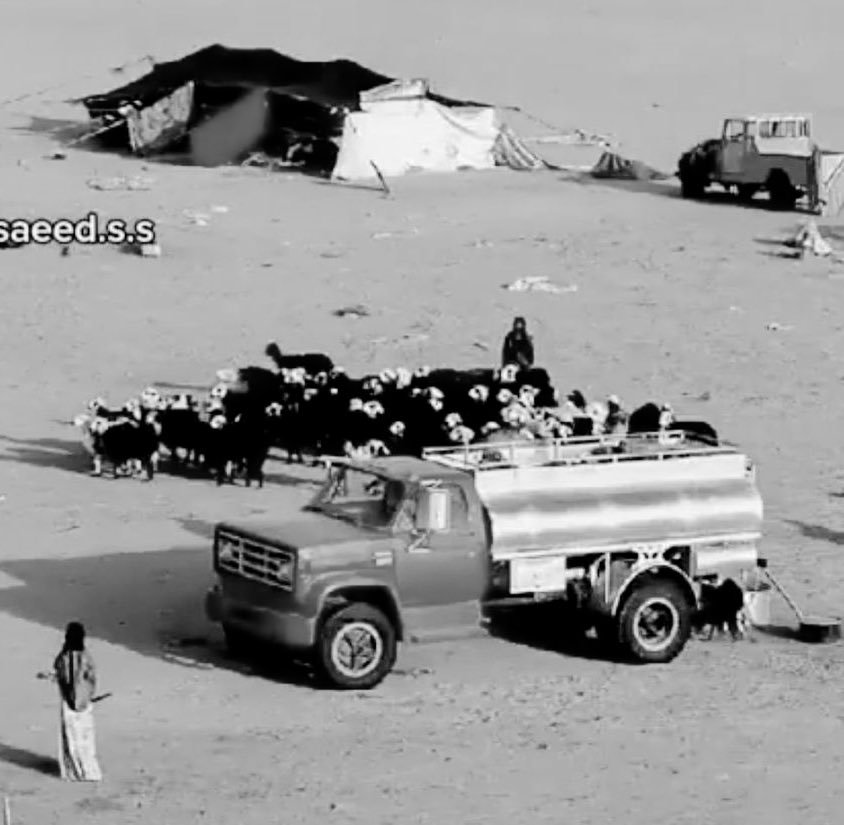 لله در النفوس القانعه والنظاف
مهما يشح الزمن بأرزاقها راضية