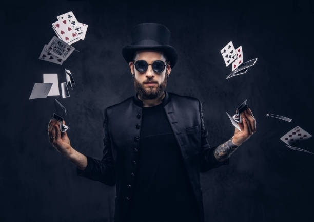 ElktonMagic's tweet photo. Discover the magic of interaction with Elkton Magic's personalized performances at private events. Our magicians excel in close-up magic that will intrigue and involve your guests directly, making the magic happen right in their hands. https://t.co/VrpTievZhG https://t.co/TccCcUP7HG