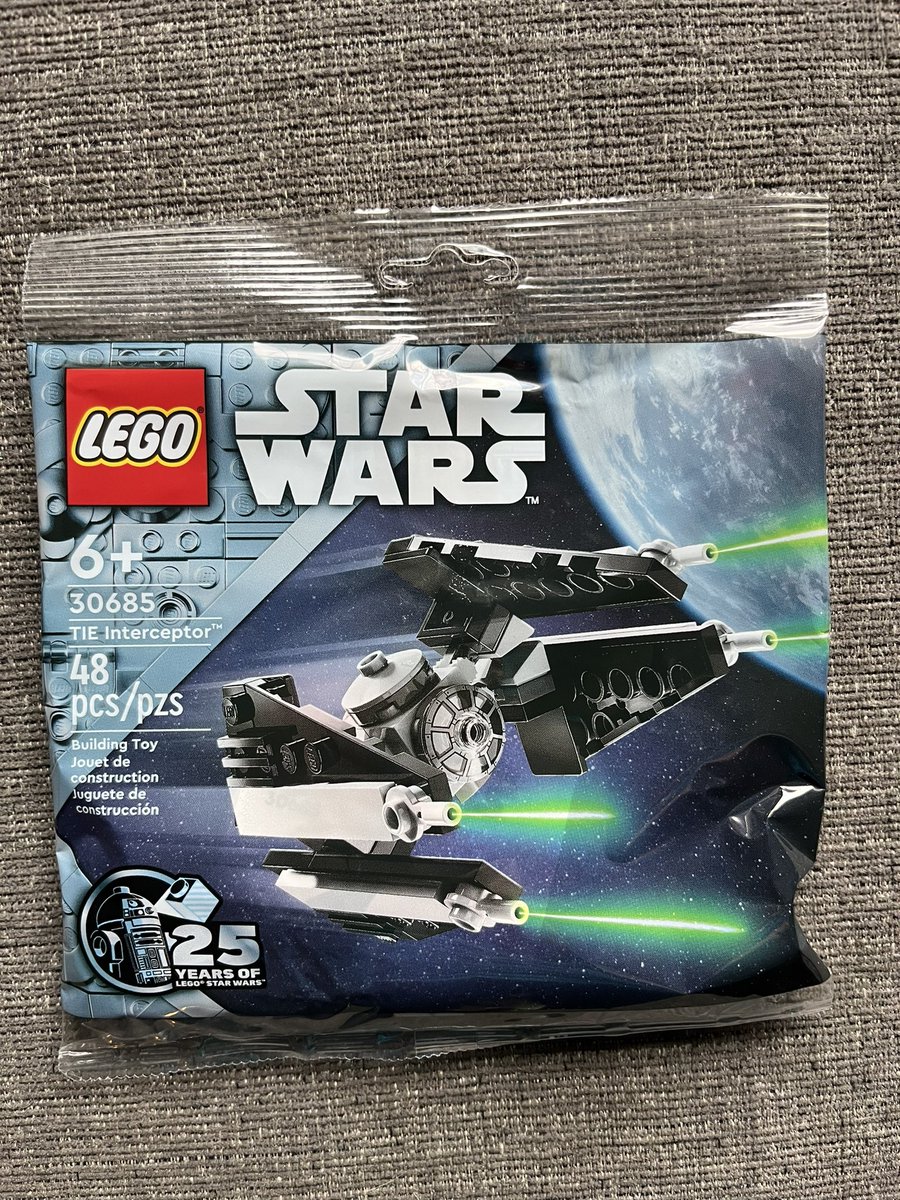 CollectCantina's tweet photo. New #LEGO #StarWars endcap at Target tonight featuring a poly bag #TIEinterceptor set for $4.99 USD. https://t.co/p7G2UAX3wo