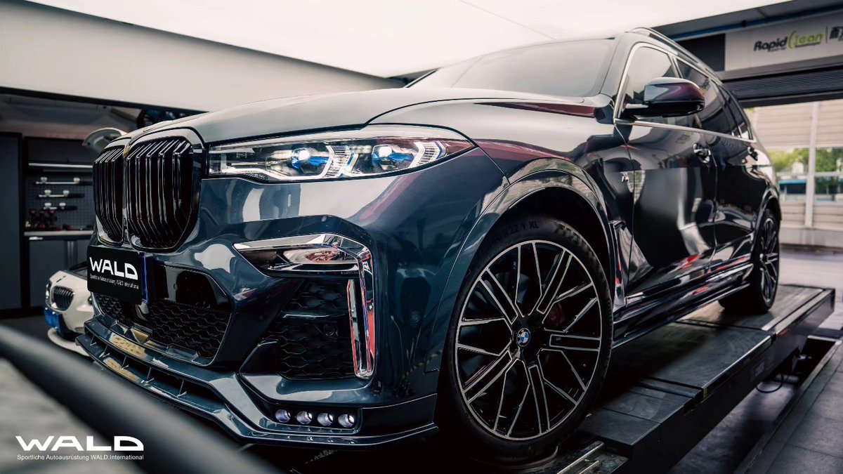 waldpremierauto's tweet photo. WALD - BMW X7
PREMIER AUTO DESIGN - UK AND EUROPEAN DISTRIBUTORS
https://t.co/onQLvXDTde - info@premierautodesign.com
Tel: ++44 [0]7397 258 715
#waldinternationaluk #premierautodesign #waldinternational #bmw #bmwx7 #x750i #germanwhip #suv #luxurycars #4x4 https://t.co/izbnbH7cxN
