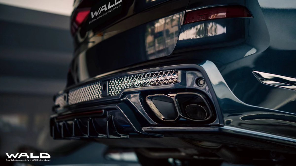 waldpremierauto's tweet photo. WALD - BMW X7
PREMIER AUTO DESIGN - UK AND EUROPEAN DISTRIBUTORS
https://t.co/onQLvXDTde - info@premierautodesign.com
Tel: ++44 [0]7397 258 715
#waldinternationaluk #premierautodesign #waldinternational #bmw #bmwx7 #x750i #germanwhip #suv #luxurycars #4x4 https://t.co/izbnbH7cxN