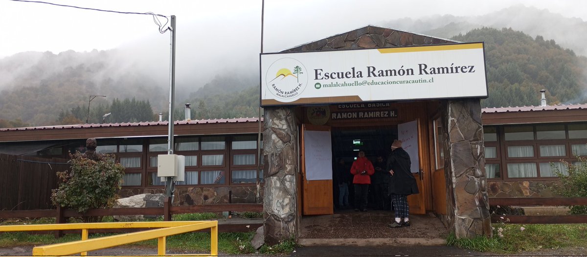 LONKIBETA's tweet photo. En la comuna de Curacautin se han suspendido las clases para la jornada de este jueves 13 de junio. Esto es para colegios urbanos y rurales https://t.co/wA2MjIbrbd