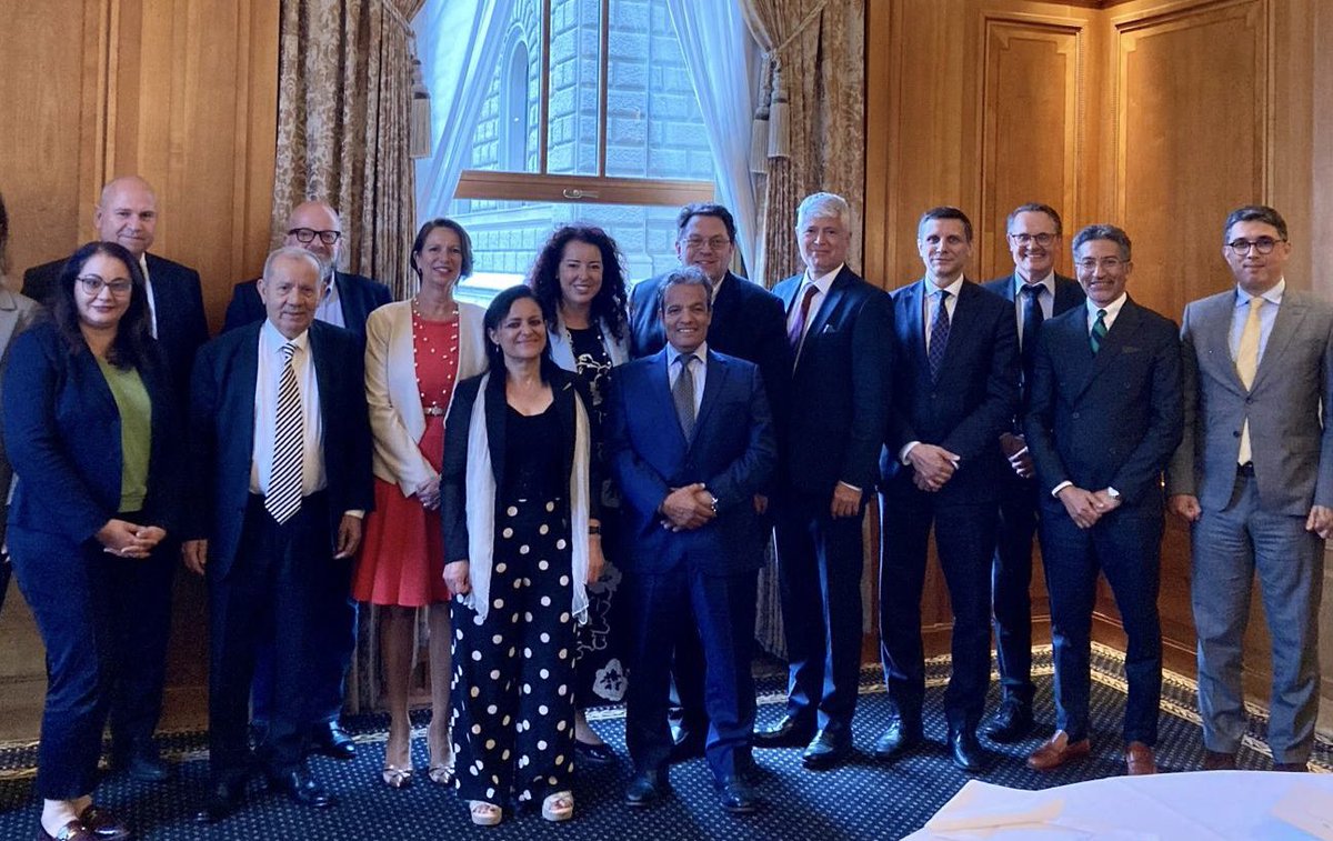 Quel plaisir de célébrer la richesse des relations entre la Suisse et le #Maroc avec <a href="/ASMsuissemaroc/">Alliance Suisse Maroc</a> 🇨🇭-🇲🇦 ce soir. Les avancées de notre coopération bilatérale s’étendent de la migration à l’économie et s’appuient sur un socle solide d’initiatives personnelles et associatives 🤝