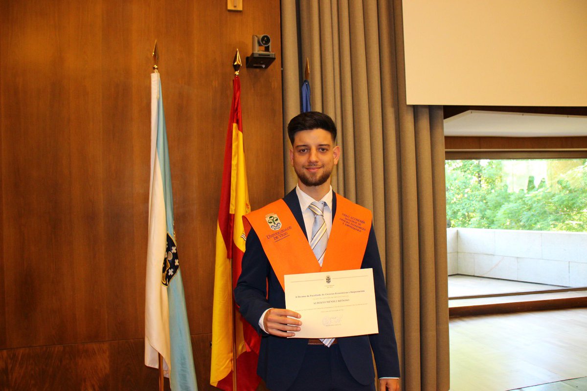 raquelmenndeez's tweet photo. la persona de la que más orgullosa estoy en el mundo 🧡 te quiero https://t.co/wRjloyMvXm