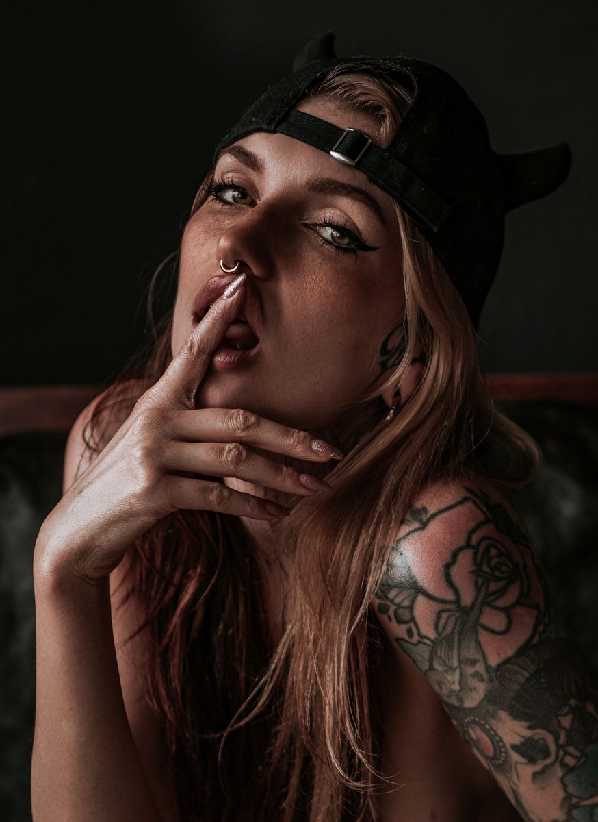 Ashi Monster tweet media