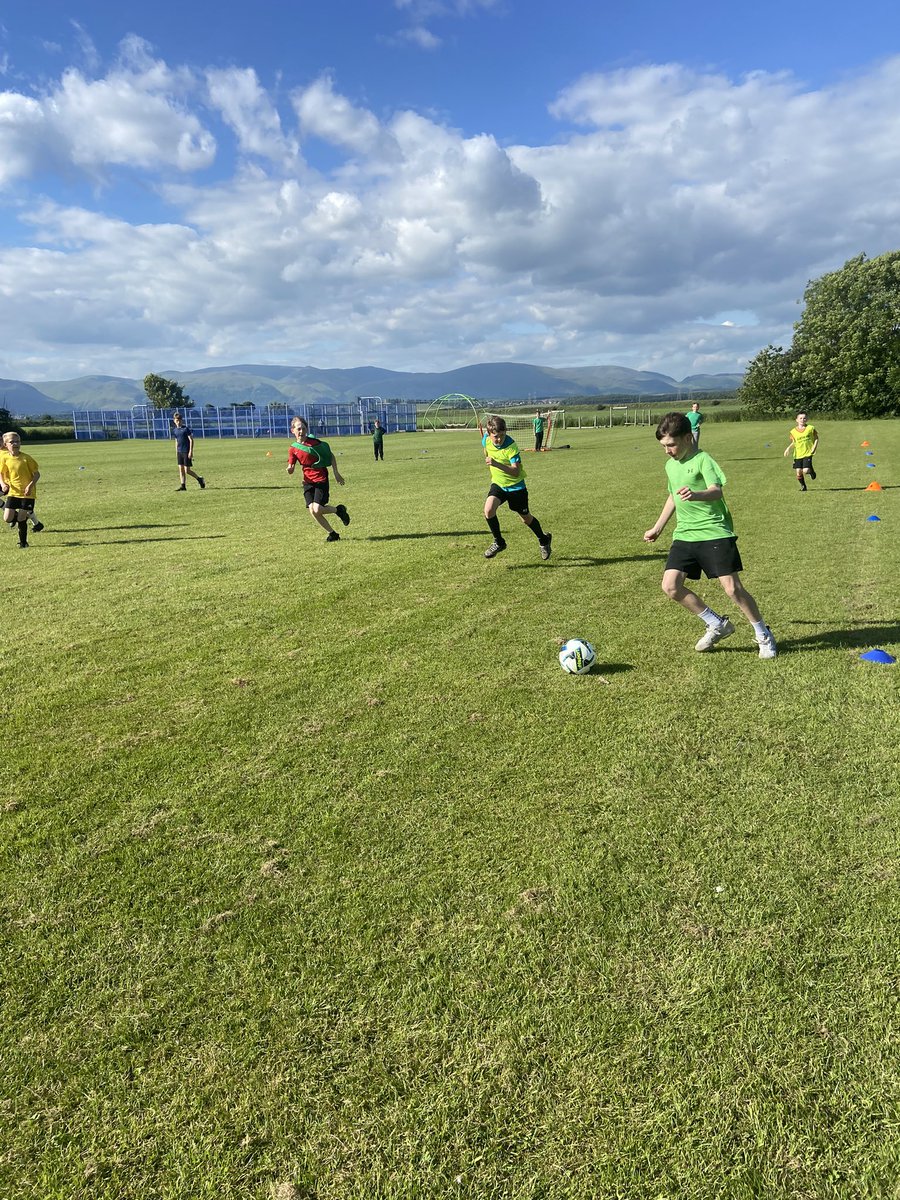 MissFergusonAPS's tweet photo. Great night at Soccer 7’s @airthprimary https://t.co/N44SgnGKTs