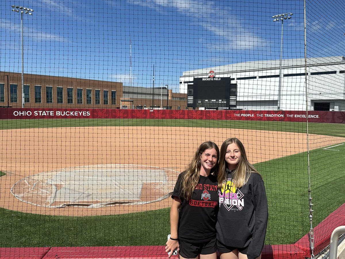 As we were competing in the <a href="/LaserShowcase/">Laser Nation Showcase</a> in Columbus OH this weekend, we stopped and took a little tour of my home town and the Ohio state state softball field !! 
⚫️🔴 GO BUCKEYES 🔴 ⚫️ <a href="/OhioStateSB/">Ohio State Softball</a> <a href="/Coach2K_OSU/">Kirin Kumar</a>