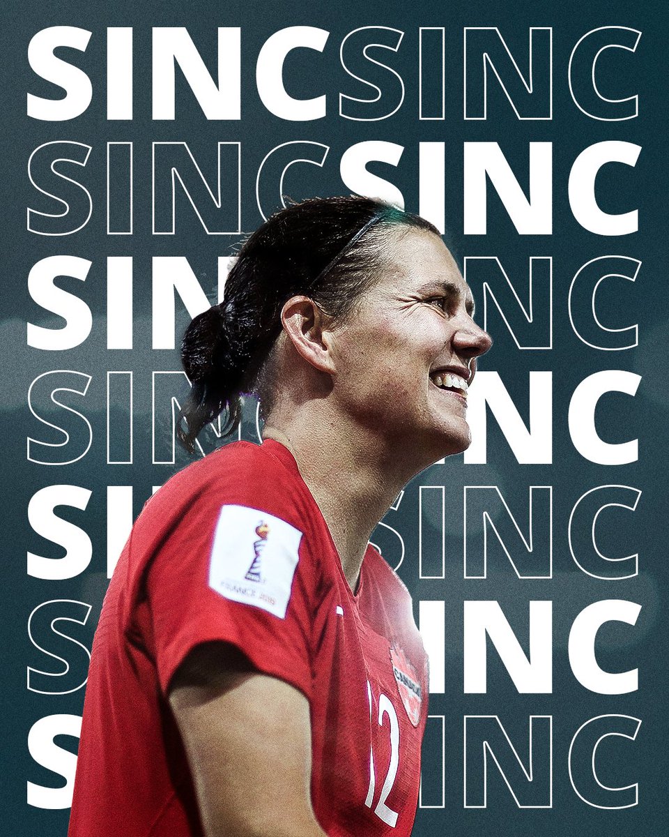 FIFAWWC's tweet photo. Legendary. 🍁

#HBD | @sincy12 https://t.co/jQYGXYxpiL