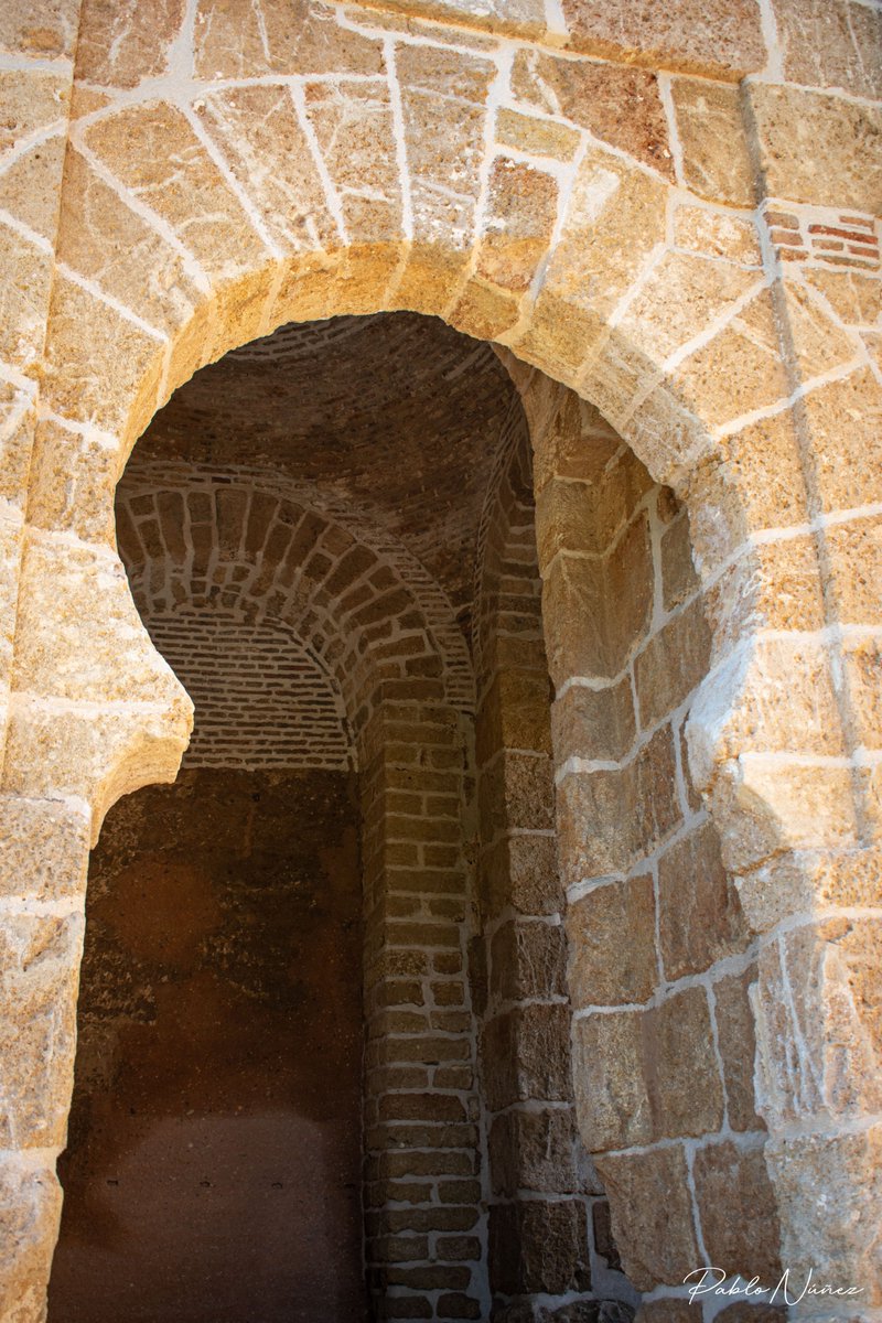 HILO🧵

Puerta del Agua (Niebla, Huelva)

🖊️Por <a href="/EduLopez1889/">Edu 🎨</a>