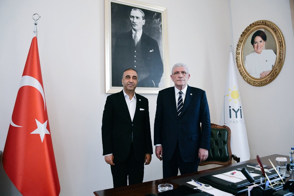 12 06 2024 GURUP TOPLANTISI &amp; GENİŞLETİLMİŞ İL BAŞKANLARI MİLLETVEKİLLERİ TOPLANTISI ARDINDAN GENEL BAŞKANIMIZ SAYIN MUSAVAT DERVİŞOĞLU  İLE İKİLİ İSTİŞARELERDE BULUNDUK 
TÜRKİYE İYİ OLACAK 
<a href="/musavat35/">Müsavat Dervişoğlu</a> <a href="/MDervisogluTR/">Müsavat Dervişoğlu</a> <a href="/iyiparti/">İYİ Parti</a>