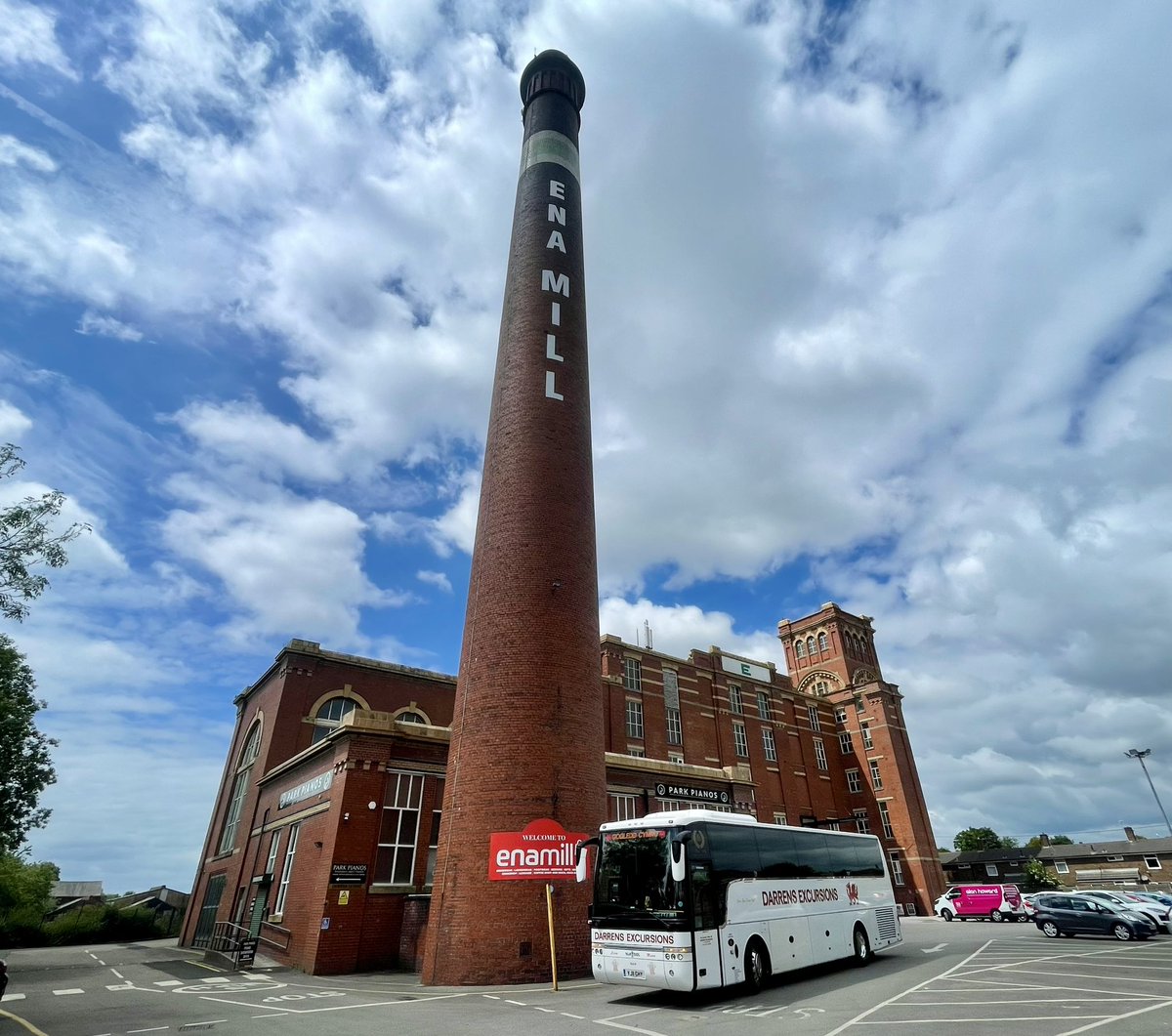 BeacherDarren's tweet photo. A great afternoon at Ena Mill Atherton truly a very very good shopping destination for groups https://t.co/cbOT5r6mt7