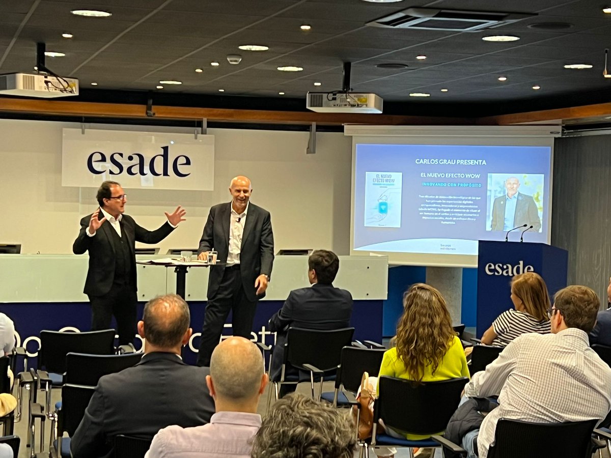 David Escamilla Imparato (@escamilla_david) on Twitter photo Exitazo <a href="/Esade/">Esade</a> Madrid
Este martes (11 de junio)
Presentación del libro de <a href="/carlosgraulara/">Carlos Grau</a>
EL NUEVO EFECTO WOW
Para mi, como editor, ha sido un lujazo
compartir con el autor
un TALK acerca de su obra
<a href="/XavierFerras/">Xavier Ferràs</a> <a href="/Escamilla_David/">David Escamilla Imparato</a> Exitazo <a href="/Esade/">Esade</a> Madrid
Este martes (11 de junio)
Presentación del libro de <a href="/carlosgraulara/">Carlos Grau</a>
EL NUEVO EFECTO WOW
Para mi, como editor, ha sido un lujazo
compartir con el autor
un TALK acerca de su obra
<a href="/XavierFerras/">Xavier Ferràs</a> <a href="/Escamilla_David/">David Escamilla Imparato</a>