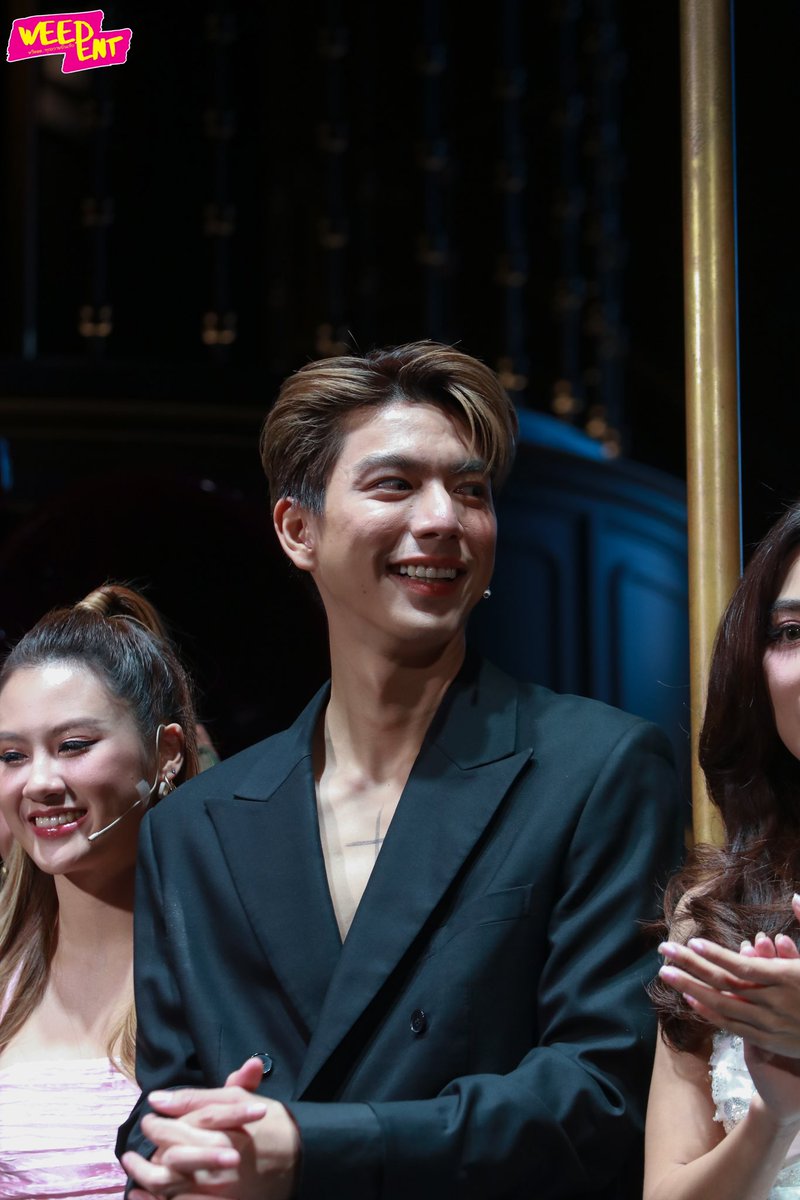 WEED_ENT's tweet photo. เหล่า นักแสดงนำ ร่วมพูดคุย ในงาน EXCLUSIVE PARTY "พา-ล่า-ไนท์" เปิดตัว ซีรีส์ 'LOVE LESSON 010 แบบฝึกรัก..ไม่รู้ล้ม'
 #LoveLesson010Ep1 #LoveLesson010 #แบบฝึกรักไม่รู้ล้ม #oneDoriginal #one31 #oneD
 #Ladiiprang #brightnorr https://t.co/vsyGHdDAMC