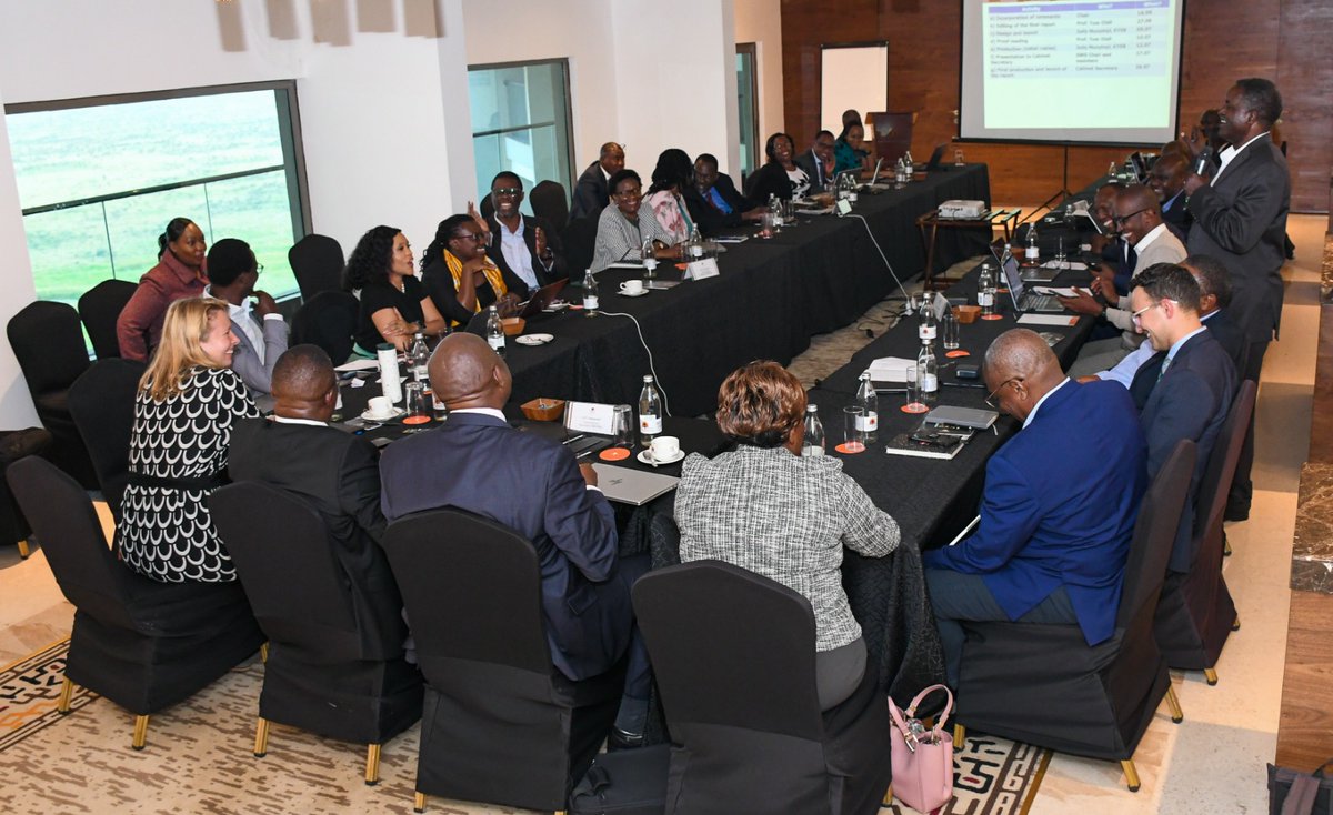 EliudOwalo's tweet photo. SECTOR WORKING GROUP PRESENTS DRAFT 1 REPORT

This afternoon, at the Emara Ole Sereni Hotel, I held deliberations with the Sector Working Group regarding the recommendations in their draft report as they approach the final stages of their work. https://t.co/ezdavMhy79