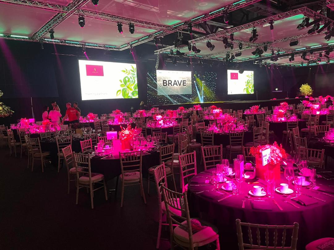 We were delighted to support Davie in his fundraising efforts with the Friends of Anchor recently, when he was a model in Aberdeen at their Brave Event. We donated a serape and pewter brooch which was part of the raffle prizes. Find out more here bit.ly/3VBflKm