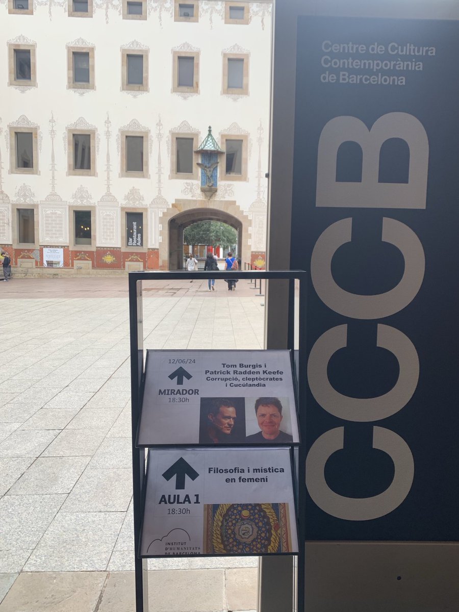 ArabellaPike's tweet image. Thrilled to be in Barcelona ⁦@cececebe⁩ with ⁦@tomburgis⁩ and ⁦@praddenkeefe⁩ talking Orwell and importance of investigative journalism and books to uncover corruption. One of the best talks I’ve ever heard. #SayNothing #Cuckoolnd ⁦@WmCollinsBooks⁩