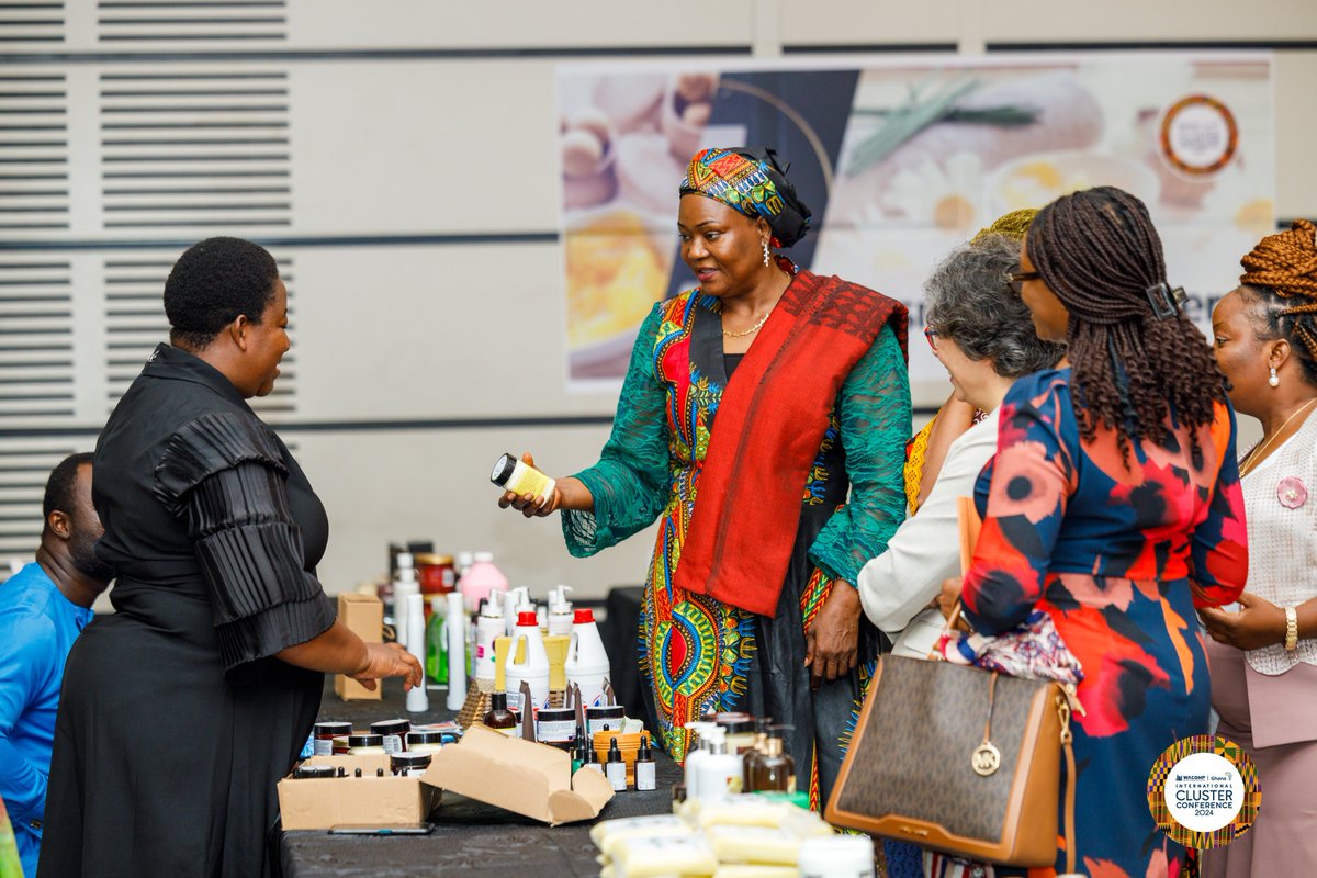 WACOMPGhana's tweet photo. 3rd #GhanaInternationalClusterConference 2024!
Over 200 participants: #SMEs supported by the #EU-funded #WACOMP 🇬🇭 implemented by #UNIDO &amp; delegations from #ECOWAS, Liberia, Nigeria, Austria strengthened connections to the #AfCFTA &amp; shared sustainable solutions #SDGs
@UNinGhana https://t.co/J9ouMbQbAp