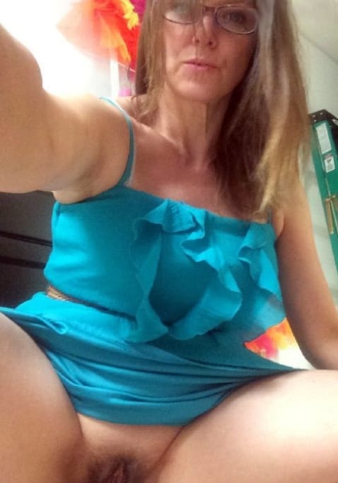 Are you a married man looking at my pic? Just say Y or N seductivesecrets.fun