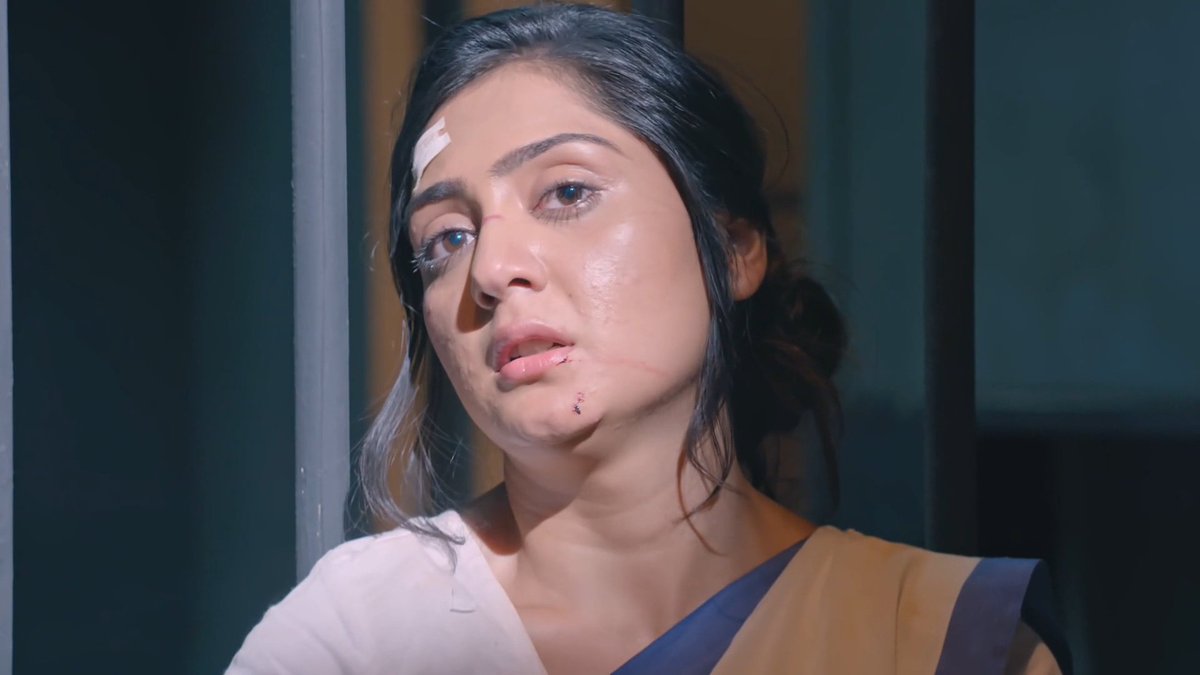 This scene was indeed the best one, which shows that no matter what troubles you in life, you will always be your own biggest saviour at the end.

#AnjaliTatrari #Vanshaj